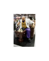 KINGPIN STATUE