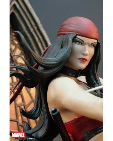Premium Collectibles: Elektra Statue (Comics Version)
