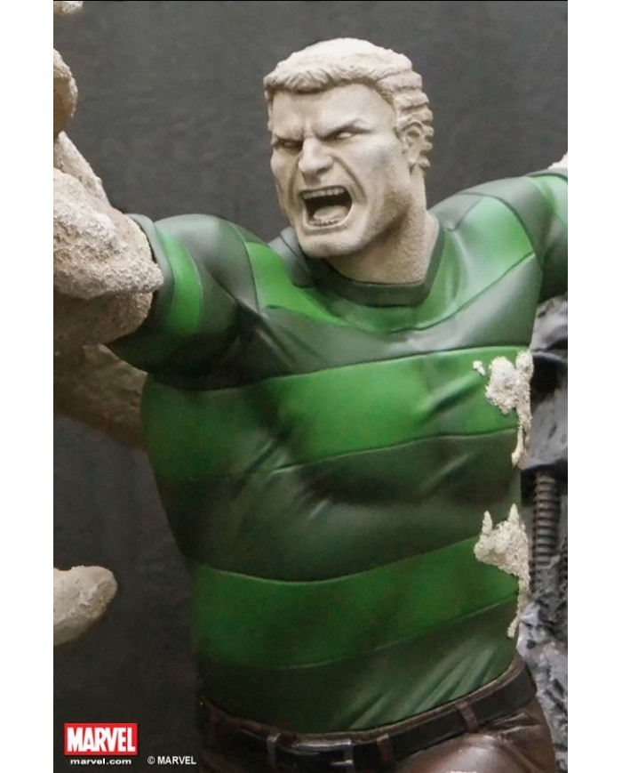 Premium Collectibles: Sandman Statue (Comics Version)