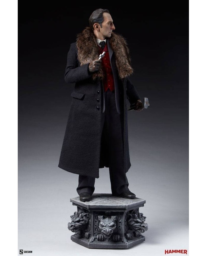 Van Helsing (Peter Cushing) - Dracula Estatua Premium Format