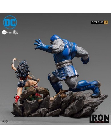 Wonder Woman Vs Darkseid Diorama 1/6 - DC Comics by Ivan Reis
