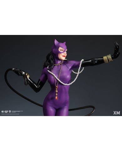 Catwoman Classic 1/4 Premium Collectibles Statue