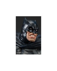 Batman: The Dark Knight Returns 1/4 Premium Collectibles Statue