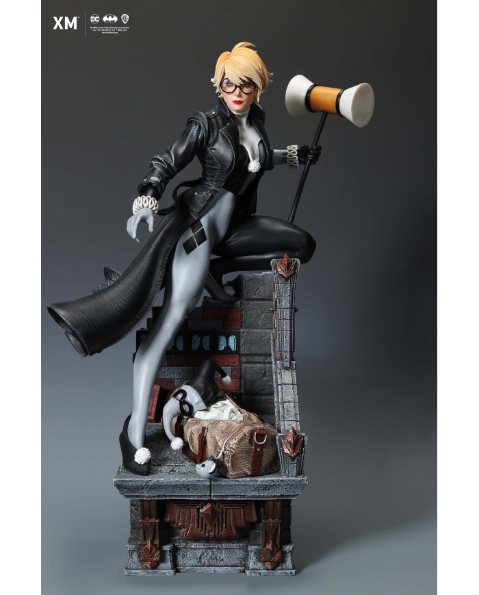 Harley Quinn (Batman: White Knight) - Stealth Version 1/4 Scale Premium Collectibles Statue