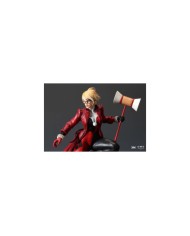 Harley Quinn (Batman: White Knight) - Regular Version 1/4 Scale Premium Collectibles Statue