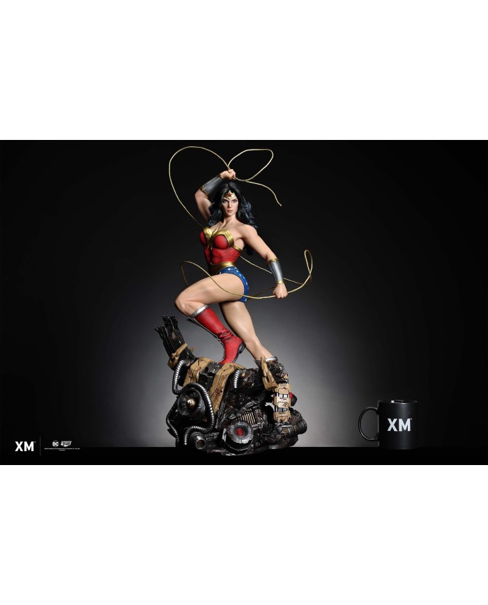 Wonder Woman - Classic 1/4 Scale DC Premium Collectibles statue
