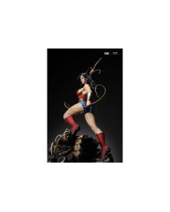 Wonder Woman - Classic 1/4 Scale DC Premium Collectibles statue
