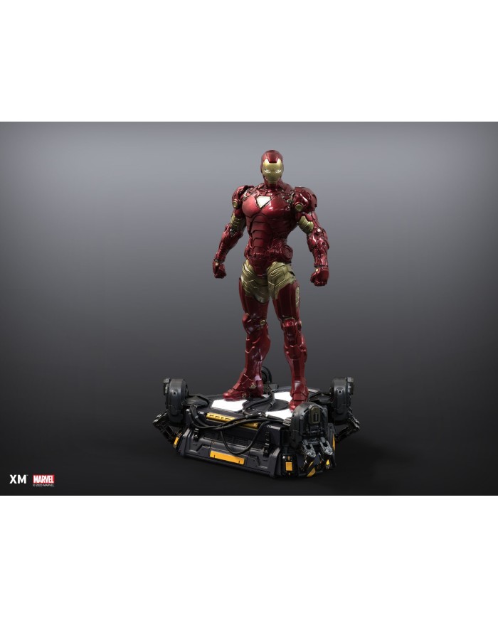 Iron Man (Suit Up) Ver A 1/4 Scale