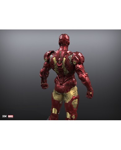 Iron Man (Suit Up) Ver A 1/4 Scale