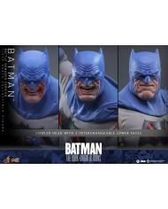 Batman (Battle Damaged Version) Batman: The Dark Knight Returns Figura Comic Masterpiece 1/6