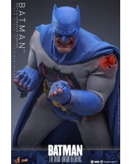 Batman (Battle Damaged Version) Batman: The Dark Knight Returns Figura Comic Masterpiece 1/6