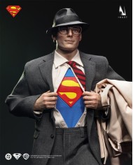 INART Collectibles Superman (1978) - Superman (Premium Version) 1/6 Collectible Figure