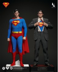 INART Collectibles Superman (1978) - Superman (Premium Version) 1/6 Collectible Figure